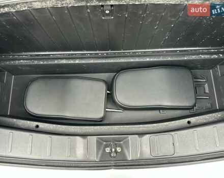 Серый Мицубиси Аутлендер, объемом двигателя 2.4 л и пробегом 228 тыс. км за 13999 $, фото 7 на Automoto.ua