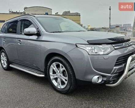 Серый Мицубиси Аутлендер, объемом двигателя 2.4 л и пробегом 72 тыс. км за 15900 $, фото 9 на Automoto.ua
