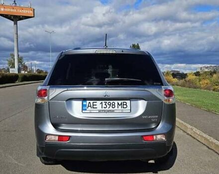 Міцубісі Аутлендер 2013 у Кривому Розі на Automoto.ua Сірий Міцубісі Аутлендер, об'ємом двигуна 3 л та пробігом 104 тис. км за 13500 $, фото 16 на Automoto.ua