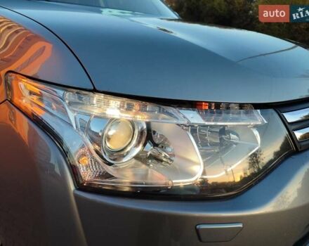 Серый Мицубиси Аутлендер, объемом двигателя 2.3 л и пробегом 250 тыс. км за 13499 $, фото 10 на Automoto.ua