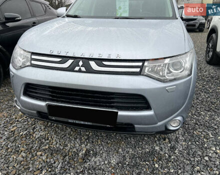 Серый Мицубиси Аутлендер, объемом двигателя 2.2 л и пробегом 243 тыс. км за 13850 $, фото 6 на Automoto.ua