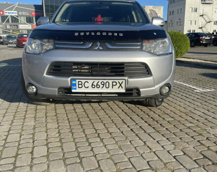Серый Мицубиси Аутлендер, объемом двигателя 2.36 л и пробегом 177 тыс. км за 11990 $, фото 12 на Automoto.ua