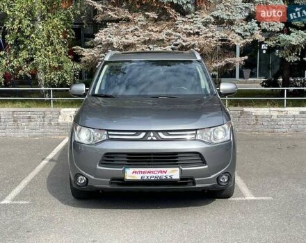Серый Мицубиси Аутлендер, объемом двигателя 2.4 л и пробегом 157 тыс. км за 12700 $, фото 4 на Automoto.ua