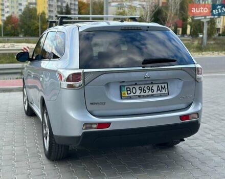 Серый Мицубиси Аутлендер, объемом двигателя 2.4 л и пробегом 228 тыс. км за 13999 $, фото 26 на Automoto.ua