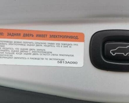 Сірий Міцубісі Аутлендер, об'ємом двигуна 2 л та пробігом 231 тис. км за 12200 $, фото 9 на Automoto.ua