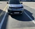 Серый Мицубиси Аутлендер, объемом двигателя 2.36 л и пробегом 225 тыс. км за 12000 $, фото 24 на Automoto.ua