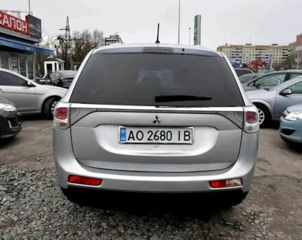 Міцубісі Аутлендер 2014 у Львові на Automoto.ua Сірий Міцубісі Аутлендер, об'ємом двигуна 2 л та пробігом 200 тис. км за 10800 $, фото 4 на Automoto.ua