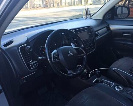 Серый Мицубиси Аутлендер, объемом двигателя 2.4 л и пробегом 197 тыс. км за 14000 $, фото 37 на Automoto.ua