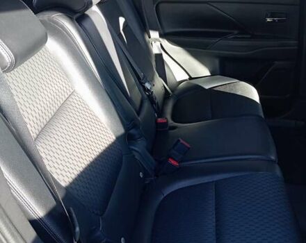 Сірий Міцубісі Аутлендер, об'ємом двигуна 2 л та пробігом 170 тис. км за 15200 $, фото 11 на Automoto.ua