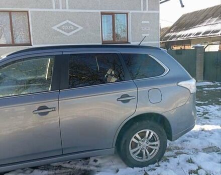 Сірий Міцубісі Аутлендер, об'ємом двигуна 2 л та пробігом 170 тис. км за 15200 $, фото 5 на Automoto.ua
