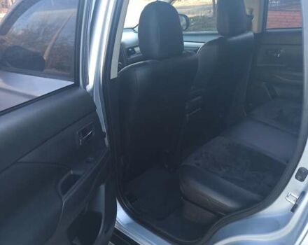 Серый Мицубиси Аутлендер, объемом двигателя 2.4 л и пробегом 197 тыс. км за 14000 $, фото 33 на Automoto.ua