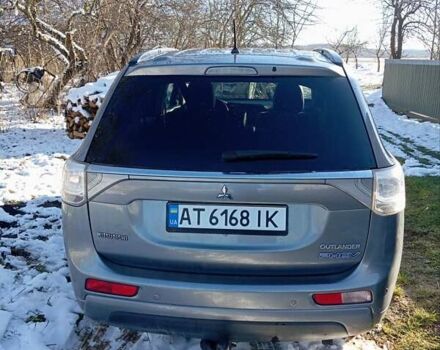 Сірий Міцубісі Аутлендер, об'ємом двигуна 2 л та пробігом 170 тис. км за 15200 $, фото 1 на Automoto.ua