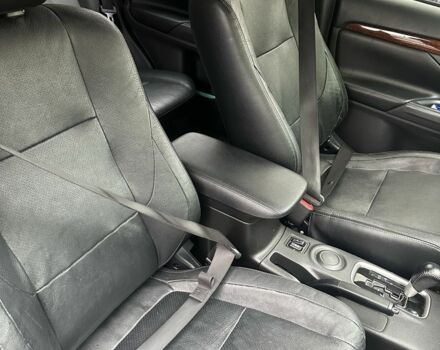 Сірий Міцубісі Аутлендер, об'ємом двигуна 2.4 л та пробігом 219 тис. км за 10800 $, фото 5 на Automoto.ua