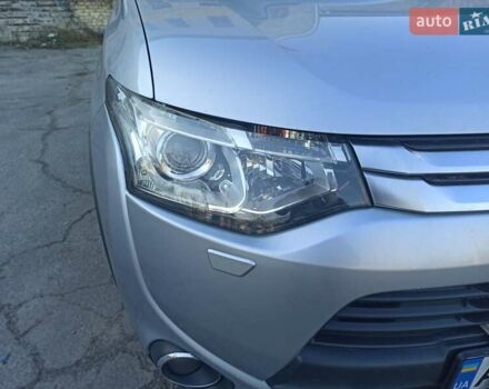 Серый Мицубиси Аутлендер, объемом двигателя 2.4 л и пробегом 197 тыс. км за 14000 $, фото 39 на Automoto.ua