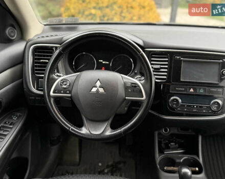 Сірий Міцубісі Аутлендер, об'ємом двигуна 2.4 л та пробігом 190 тис. км за 13000 $, фото 6 на Automoto.ua