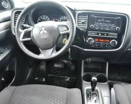 Міцубісі Аутлендер 2014 у Львові на Automoto.ua Сірий Міцубісі Аутлендер, об'ємом двигуна 2 л та пробігом 200 тис. км за 10800 $, фото 10 на Automoto.ua