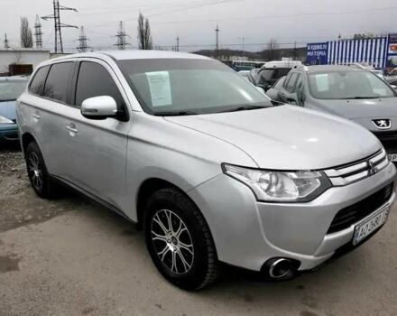 Міцубісі Аутлендер 2014 у Львові на Automoto.ua Сірий Міцубісі Аутлендер, об'ємом двигуна 2 л та пробігом 200 тис. км за 10800 $, фото 2 на Automoto.ua