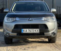 Сірий Міцубісі Аутлендер, об'ємом двигуна 2.4 л та пробігом 209 тис. км за 12200 $, фото 1 на Automoto.ua