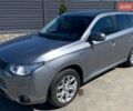 Серый Мицубиси Аутлендер, объемом двигателя 2 л и пробегом 235 тыс. км за 16800 $, фото 4 на Automoto.ua