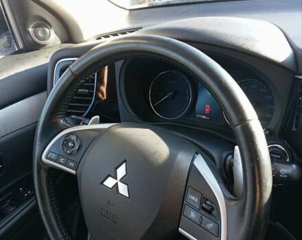 Сірий Міцубісі Аутлендер, об'ємом двигуна 2 л та пробігом 170 тис. км за 15200 $, фото 17 на Automoto.ua