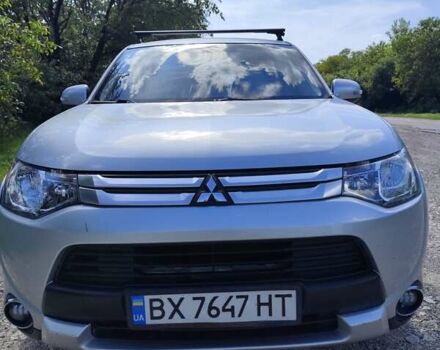 Сірий Міцубісі Аутлендер, об'ємом двигуна 2.4 л та пробігом 269 тис. км за 13300 $, фото 2 на Automoto.ua