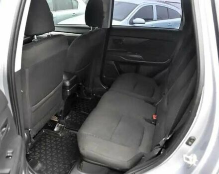 Міцубісі Аутлендер 2014 у Львові на Automoto.ua Сірий Міцубісі Аутлендер, об'ємом двигуна 2 л та пробігом 200 тис. км за 10800 $, фото 14 на Automoto.ua