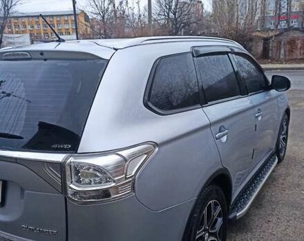 Серый Мицубиси Аутлендер, объемом двигателя 2.4 л и пробегом 197 тыс. км за 14000 $, фото 14 на Automoto.ua