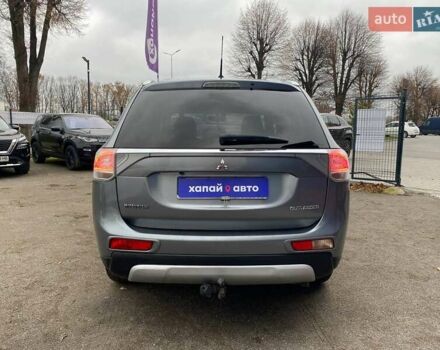 Серый Мицубиси Аутлендер, объемом двигателя 2.3 л и пробегом 262 тыс. км за 16500 $, фото 6 на Automoto.ua