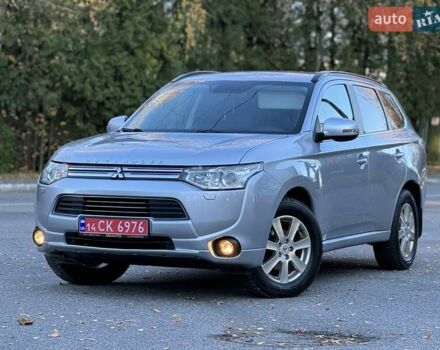 Серый Мицубиси Аутлендер, объемом двигателя 2 л и пробегом 200 тыс. км за 13999 $, фото 11 на Automoto.ua