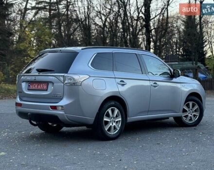 Серый Мицубиси Аутлендер, объемом двигателя 2 л и пробегом 200 тыс. км за 13999 $, фото 23 на Automoto.ua