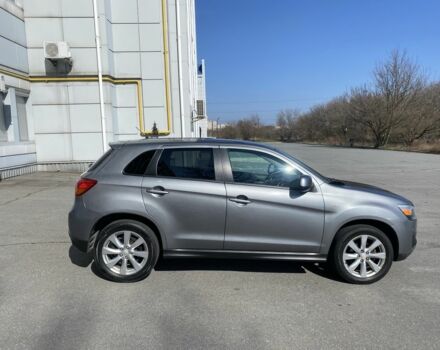 Серый Мицубиси Аутлендер, объемом двигателя 2.4 л и пробегом 250 тыс. км за 10800 $, фото 4 на Automoto.ua