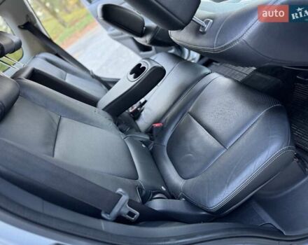 Серый Мицубиси Аутлендер, объемом двигателя 2 л и пробегом 200 тыс. км за 13999 $, фото 42 на Automoto.ua