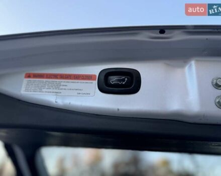 Серый Мицубиси Аутлендер, объемом двигателя 2 л и пробегом 200 тыс. км за 13999 $, фото 37 на Automoto.ua