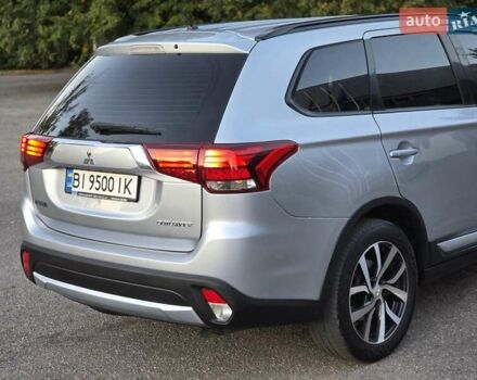 Серый Мицубиси Аутлендер, объемом двигателя 2.36 л и пробегом 164 тыс. км за 17900 $, фото 11 на Automoto.ua