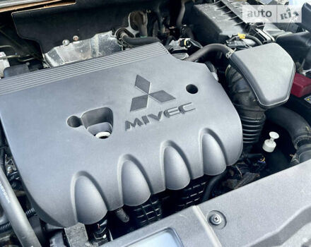 Серый Мицубиси Аутлендер, объемом двигателя 2.4 л и пробегом 181 тыс. км за 14100 $, фото 48 на Automoto.ua