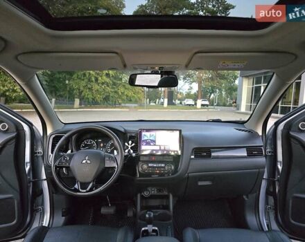 Серый Мицубиси Аутлендер, объемом двигателя 2.36 л и пробегом 164 тыс. км за 17900 $, фото 52 на Automoto.ua