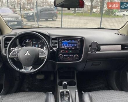 Серый Мицубиси Аутлендер, объемом двигателя 2.3 л и пробегом 262 тыс. км за 16500 $, фото 15 на Automoto.ua