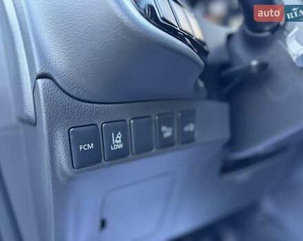 Серый Мицубиси Аутлендер, объемом двигателя 2 л и пробегом 200 тыс. км за 13999 $, фото 31 на Automoto.ua