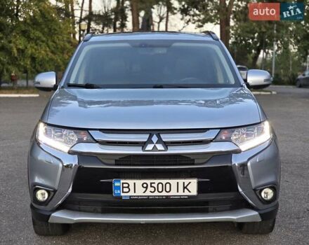 Серый Мицубиси Аутлендер, объемом двигателя 2.36 л и пробегом 164 тыс. км за 17900 $, фото 1 на Automoto.ua