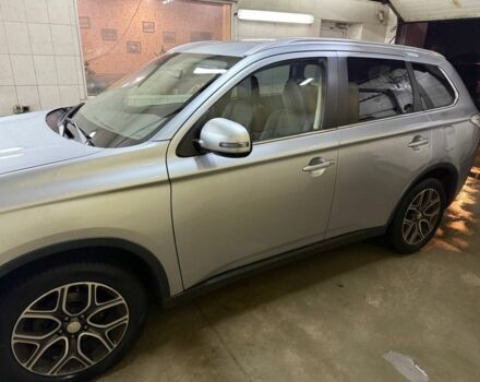 Сірий Міцубісі Аутлендер, об'ємом двигуна 2.2 л та пробігом 290 тис. км за 9625 $, фото 7 на Automoto.ua