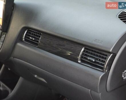 Серый Мицубиси Аутлендер, объемом двигателя 2.36 л и пробегом 164 тыс. км за 17900 $, фото 33 на Automoto.ua