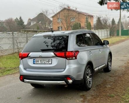 Серый Мицубиси Аутлендер, объемом двигателя 2.2 л и пробегом 180 тыс. км за 16499 $, фото 5 на Automoto.ua