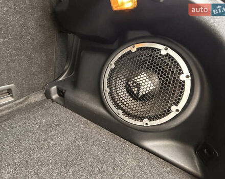 Серый Мицубиси Аутлендер, объемом двигателя 2 л и пробегом 96 тыс. км за 12700 $, фото 14 на Automoto.ua