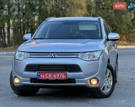 Серый Мицубиси Аутлендер, объемом двигателя 2 л и пробегом 200 тыс. км за 13999 $, фото 9 на Automoto.ua