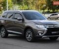Серый Мицубиси Аутлендер, объемом двигателя 3 л и пробегом 88 тыс. км за 19500 $, фото 2 на Automoto.ua