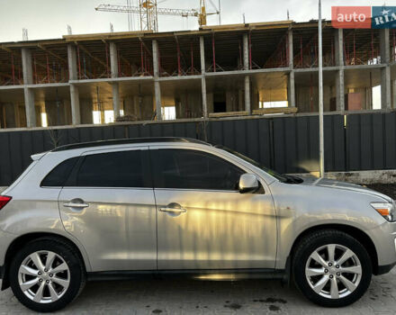 Серый Мицубиси Аутлендер, объемом двигателя 2 л и пробегом 96 тыс. км за 12700 $, фото 3 на Automoto.ua