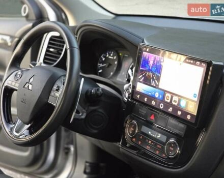 Серый Мицубиси Аутлендер, объемом двигателя 2.36 л и пробегом 164 тыс. км за 17900 $, фото 30 на Automoto.ua