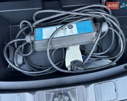 Серый Мицубиси Аутлендер, объемом двигателя 2 л и пробегом 200 тыс. км за 13999 $, фото 46 на Automoto.ua