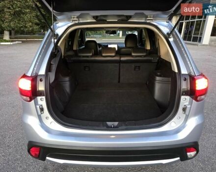 Серый Мицубиси Аутлендер, объемом двигателя 2.36 л и пробегом 164 тыс. км за 17900 $, фото 18 на Automoto.ua