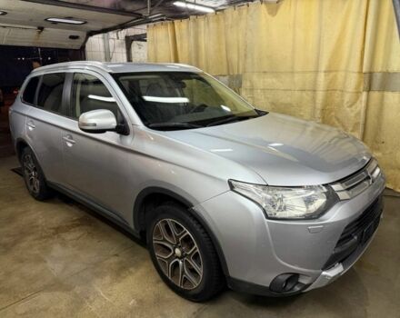 Сірий Міцубісі Аутлендер, об'ємом двигуна 2.2 л та пробігом 290 тис. км за 9625 $, фото 2 на Automoto.ua